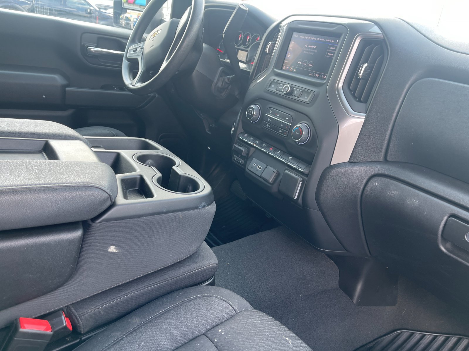 Used 2024 Chevrolet Silverado 2500 Custom w/ Custom Value Package AWD/4WD image 17