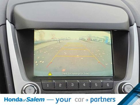 Used 2016 Chevrolet Equinox LT w/ Convenience Package image 24