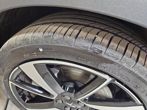 Used 2021 Polestar Polestar 2 AWD/4WD image 32