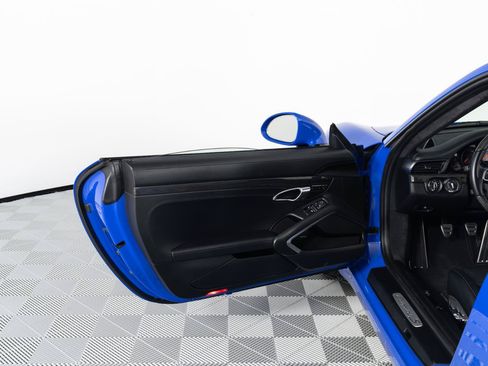 Used 2017 Porsche 911 Carrera S RWD image 22