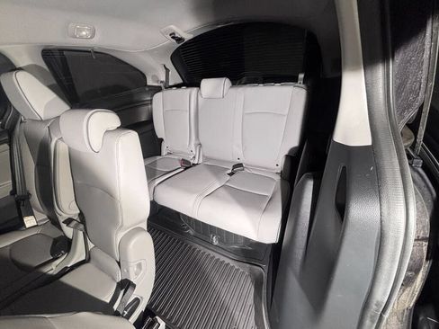 Used 2022 Honda Odyssey Elite image 12
