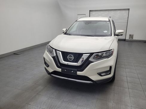 Used 2019 Nissan Rogue SV w/ Premium Package AWD/4WD image 15