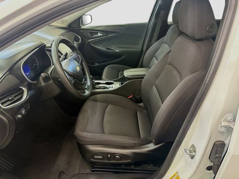 Used 2024 Chevrolet Malibu LT FWD image 13