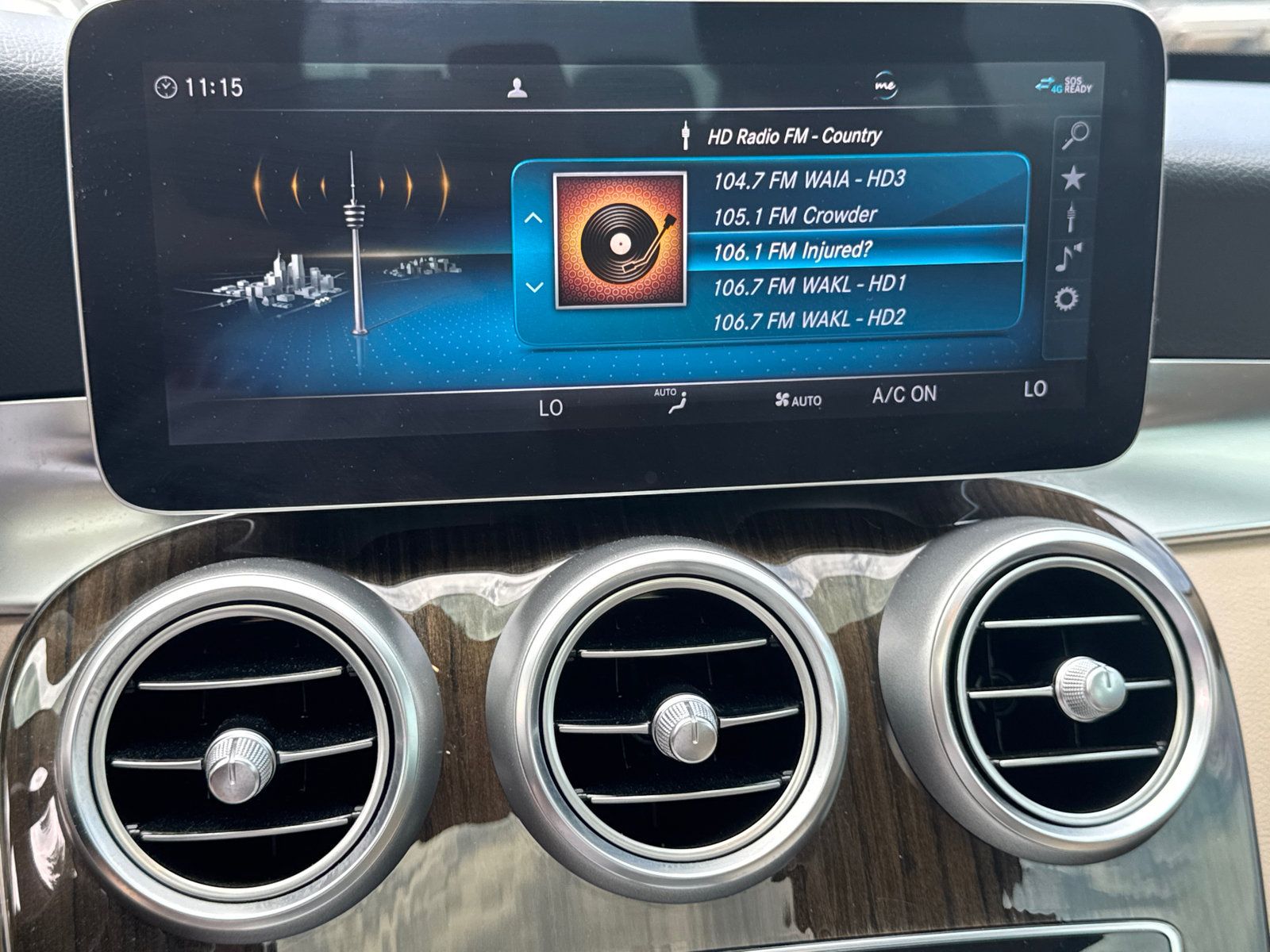 Used 2021 Mercedes-Benz C 300 Sedan image 27