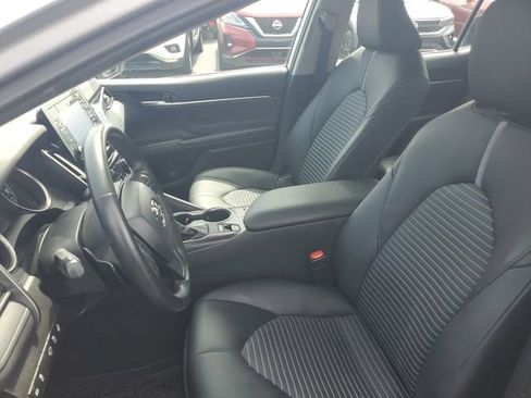 Used 2023 Toyota Camry SE AWD/4WD image 16