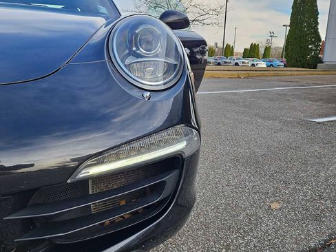 Used 2014 Porsche 911 Carrera 4S image 12
