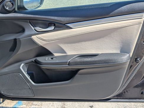 Used 2016 Honda Civic EX-T image 38