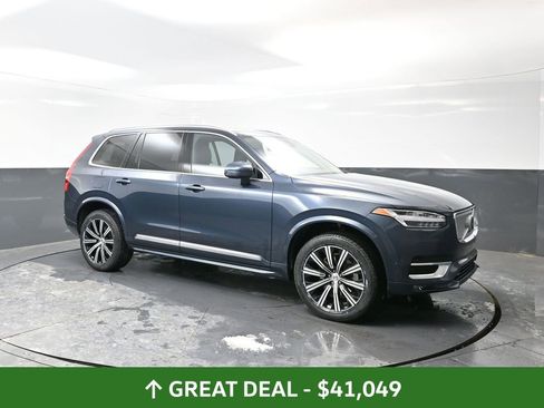 Used 2024 Volvo XC90 B6 Plus image 5
