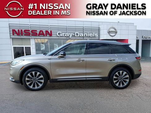 Used 2020 Lincoln Corsair Reserve w/ Equipment Group 201A image 4