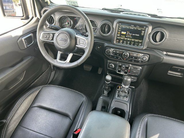 Used 2023 Jeep Wrangler Unlimited Sahara w/ Cold Weather Group AWD/4WD image 15