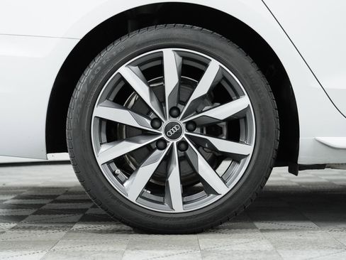 Used 2022 Audi A4 2.0T Premium w/ Convenience Package image 10