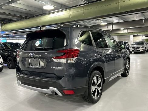 Used 2021 Subaru Forester Touring image 2