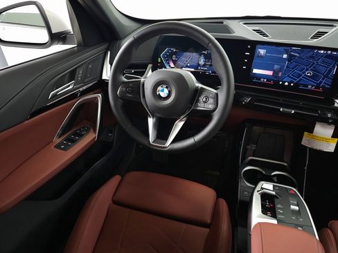 Used 2026 BMW X1 xDrive28i image 14