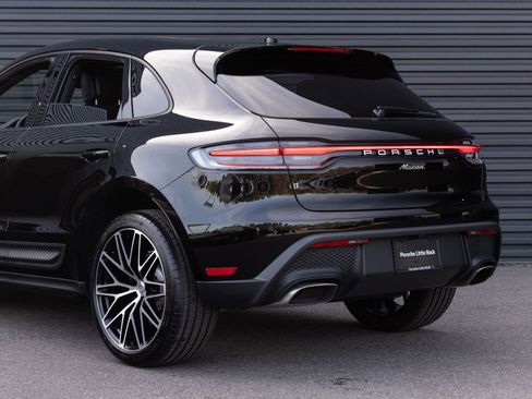 New 2026 Porsche Macan AWD/4WD image 11