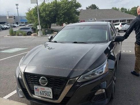 Used 2021 Nissan Altima 2.5 SR FWD image 5