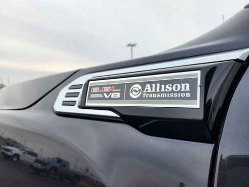 New 2026 GMC Sierra 2500 SLE image 7