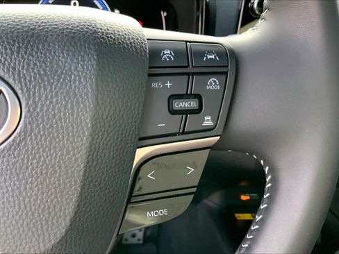 Used 2025 Toyota Camry SE w/ Multimedia Upgrade Package image 24