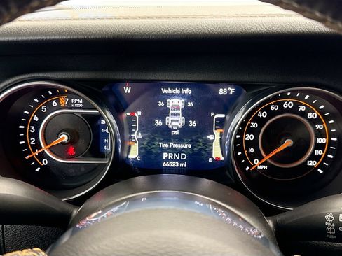 Used 2021 Jeep Wrangler Unlimited Sahara AWD/4WD image 33