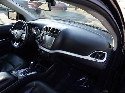 Used 2019 Dodge Journey GT w/ Blacktop Package image 31