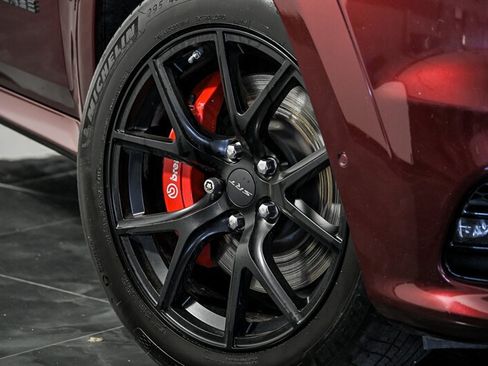 Used 2019 Jeep Grand Cherokee SRT AWD/4WD image 3