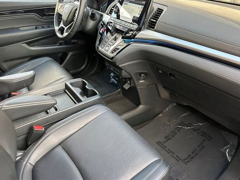 Certified 2023 Honda Odyssey Touring image 20