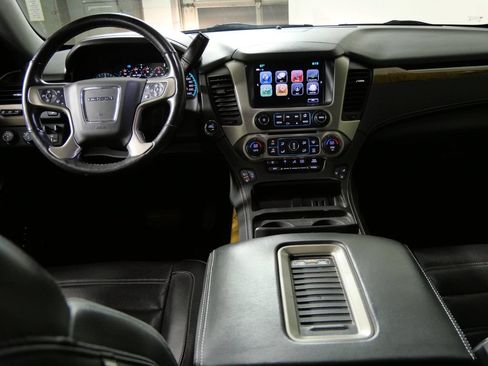 Used 2017 GMC Yukon Denali w/ Open Road Package AWD/4WD image 24