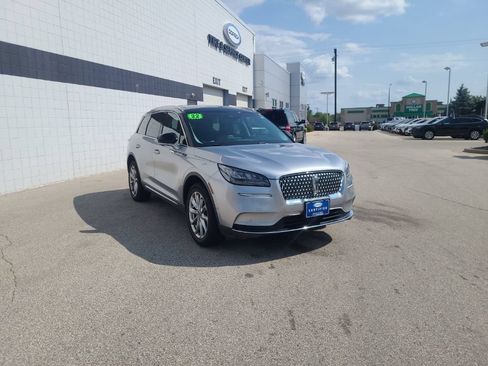 Used 2022 Lincoln Corsair AWD w/ Premium Package image 8