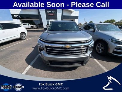 Used 2024 Chevrolet Traverse LT w/ Trailering Package