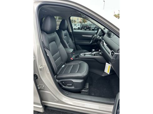 New 2025 MAZDA CX-5 AWD 2.5 S w/ Premium Plus Pkg image 21