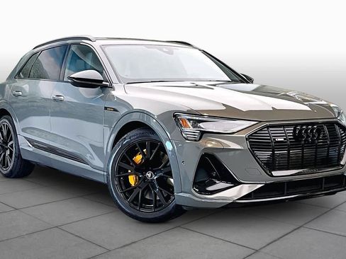 Certified 2023 Audi e-tron Chronos w/ Chronos Package AWD/4WD image 2