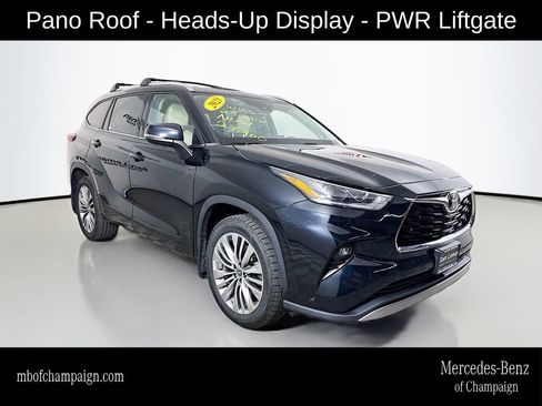 Used 2021 Toyota Highlander Platinum AWD/4WD image 1