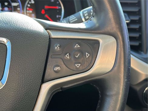 Used 2021 GMC Acadia Denali w/ Denali Ultimate Package image 24