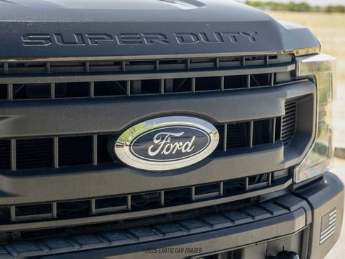 Used 2020 Ford F250 XL w/ Power Equipment Group AWD/4WD image 76