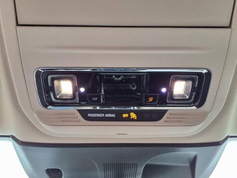 Used 2021 Lincoln Corsair FWD w/ Equipment Group 101A image 15