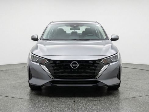 Used 2025 Nissan Sentra SV FWD image 2