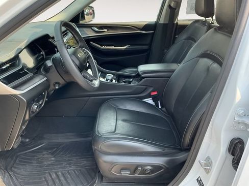Used 2022 Jeep Grand Cherokee Limited 4xe w/ Luxury Tech Group II AWD/4WD image 10