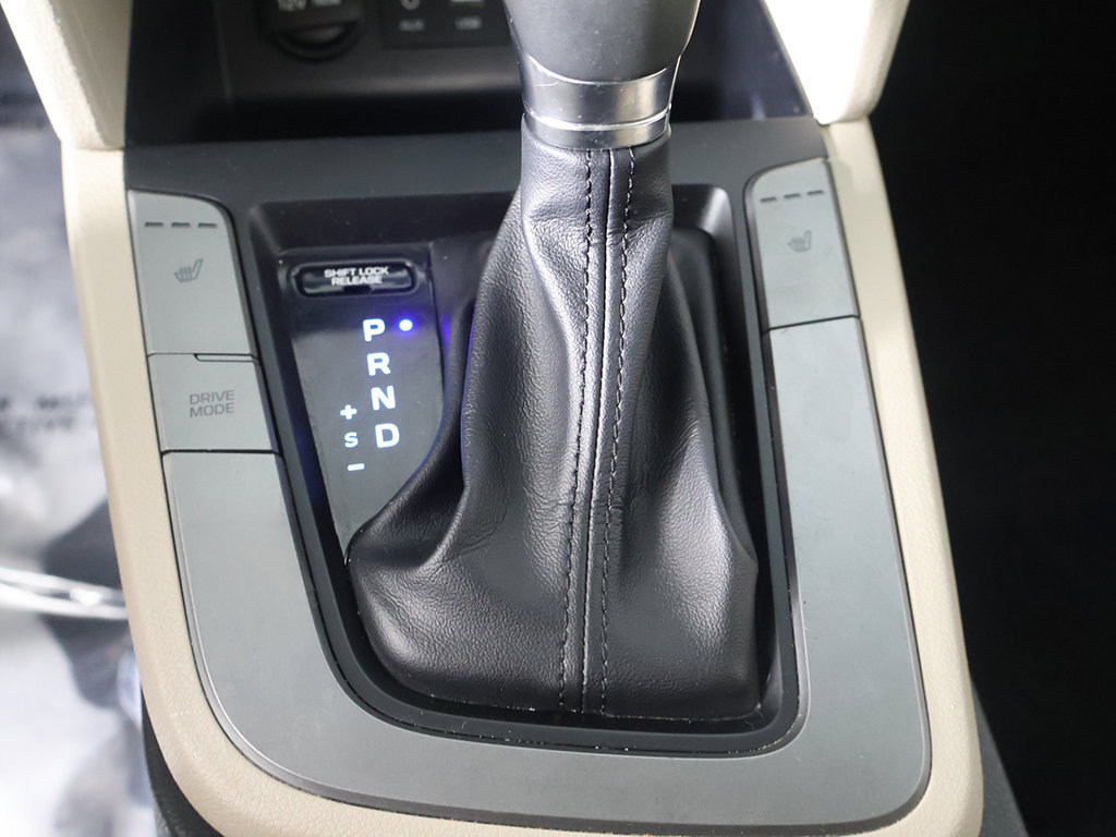 Used 2020 Hyundai Elantra Value Edition FWD image 37