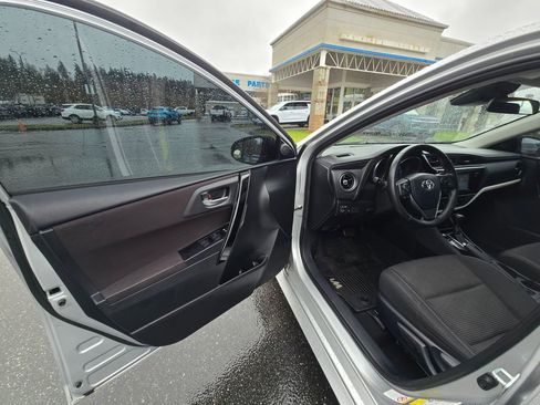 Used 2017 Toyota Corolla iM w/ All-Weather Mat Package image 15