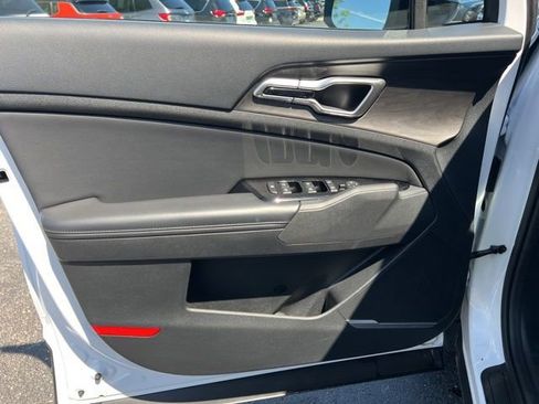 Certified 2023 Kia Sportage X-Line image 31