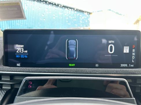 Used 2023 Ford Mustang Mach-E Premium image 16