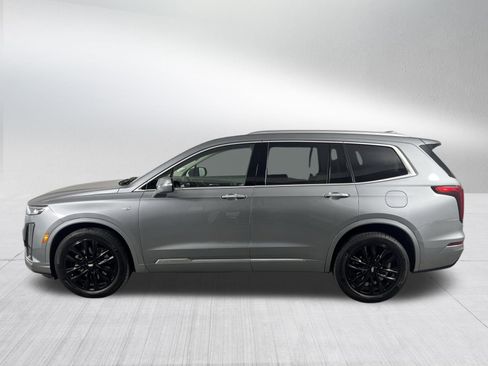 Used 2023 Cadillac XT6 Premium Luxury w/ Technology Package image 4