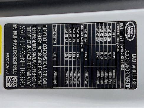 Used 2022 Land Rover Range Rover Evoque R-Dynamic SE image 34