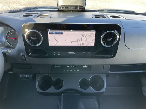 New 2026 Mercedes-Benz Sprinter 2500 image 10