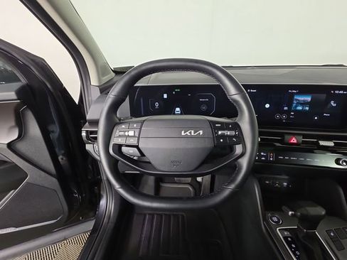 Certified 2026 Kia Sportage SX FWD image 29