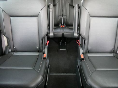 Used 2021 Volkswagen Atlas SEL image 13