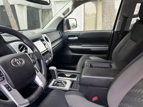 Used 2021 Toyota Tundra SR5 w/ SR5 Upgrade Package RWD image 2