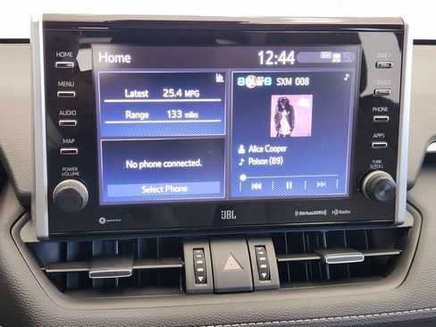 Used 2022 Toyota RAV4 Limited FWD image 16