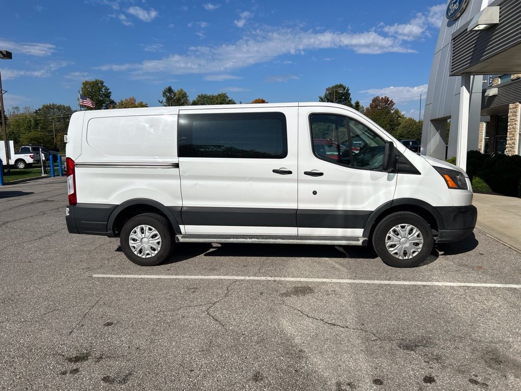 Used 2019 Ford Transit 250 130 Low Roof w/ Exterior Upgrade Package RWD image 3