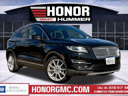 Used 2019 Lincoln MKC Reserve w/ MKC Technology Package image 1