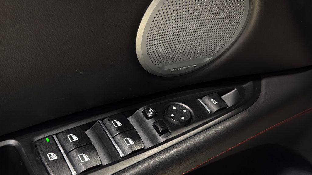 Used 2018 BMW X5 M AWD/4WD image 18